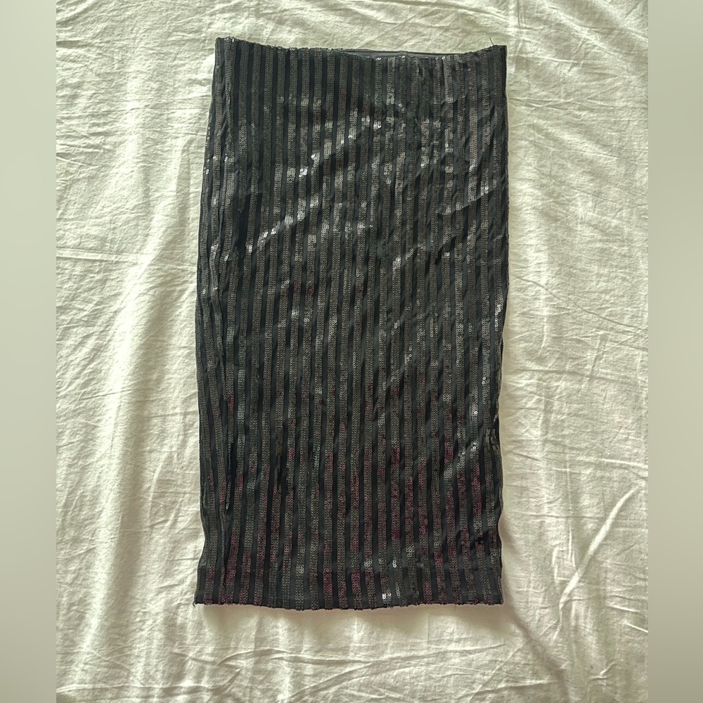 Guess black sequin skirt